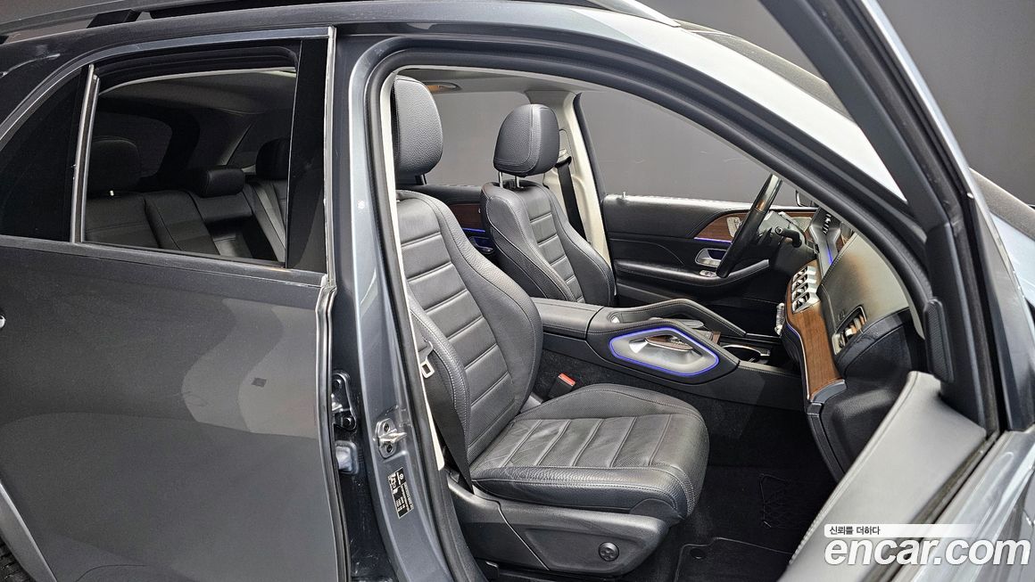 Mercedes-Benz GLE-Class 2021