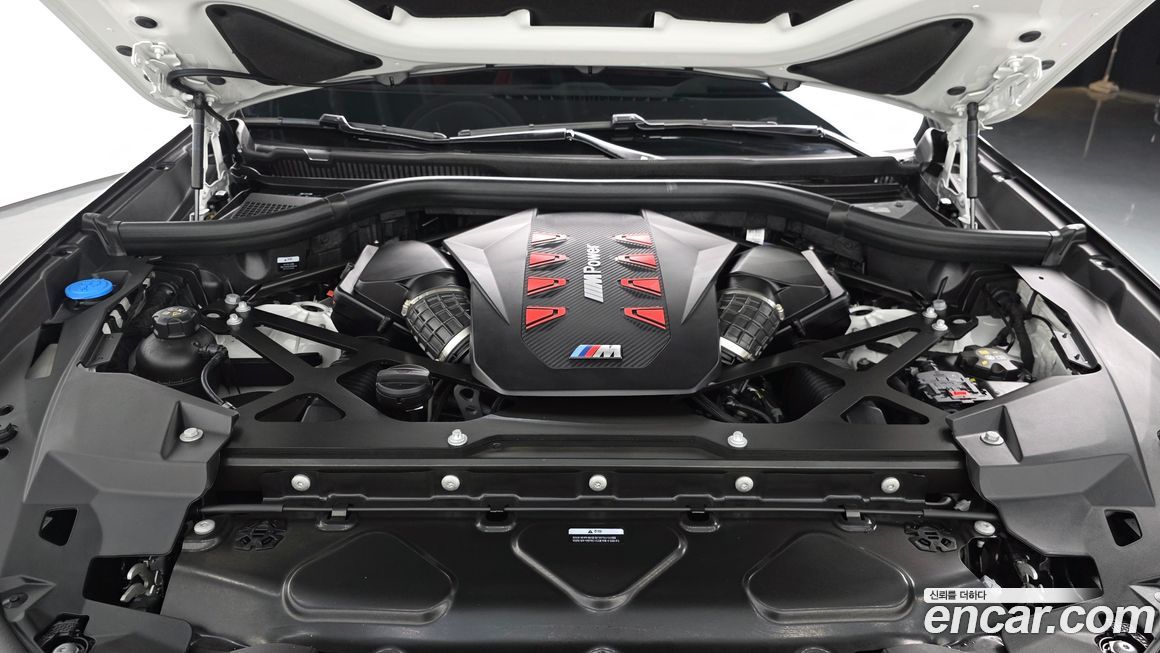 BMW X6M 2025