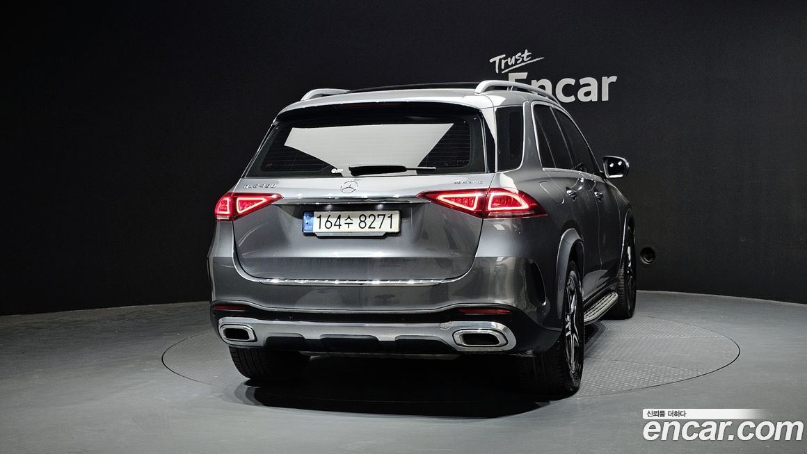 Mercedes-Benz GLE-Class 2021