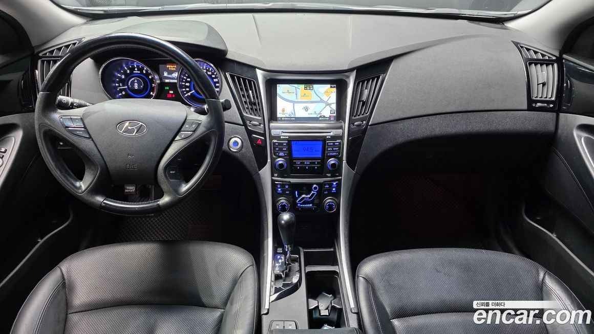 Hyundai Sonata 2010