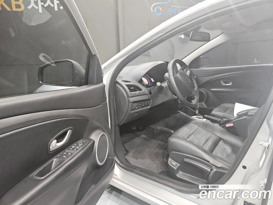 Renault-KoreaSamsung SM3 2014