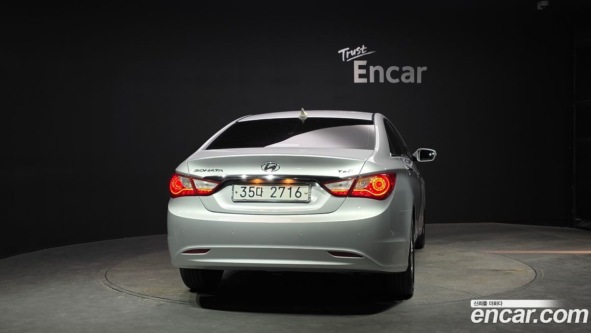 Hyundai Sonata 2010