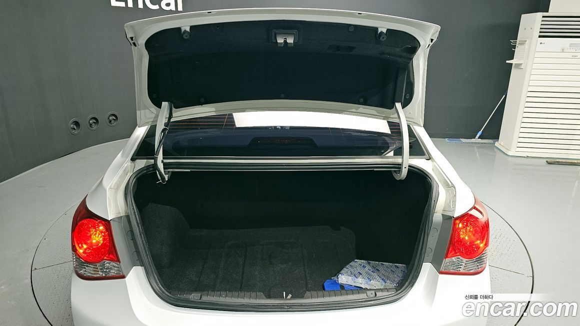 ChevroletGMDaewoo Cruze 2013