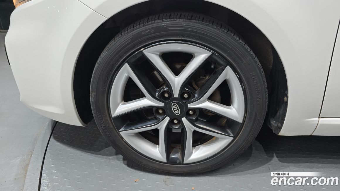 Kia Porte 2012