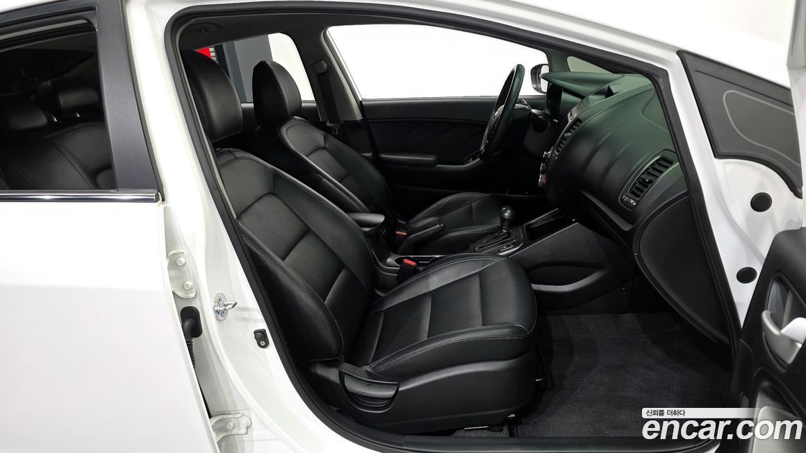 Kia K3 2013