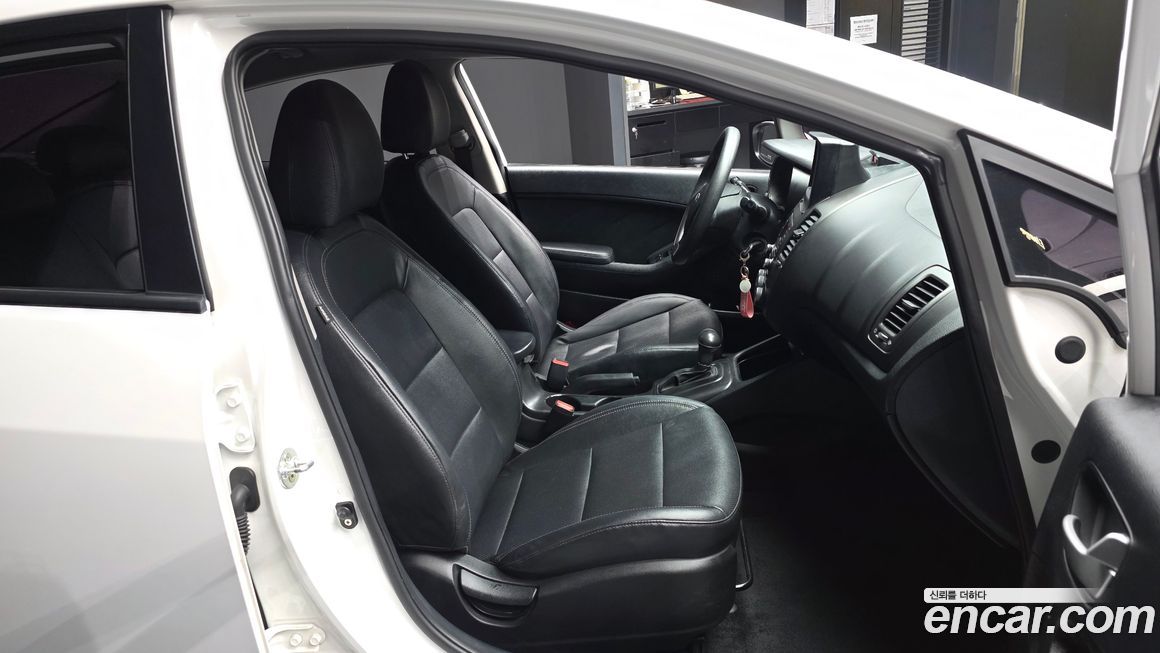 Kia K3 2015