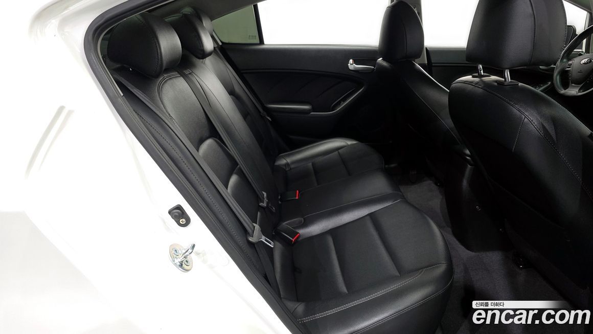 Kia K3 2013