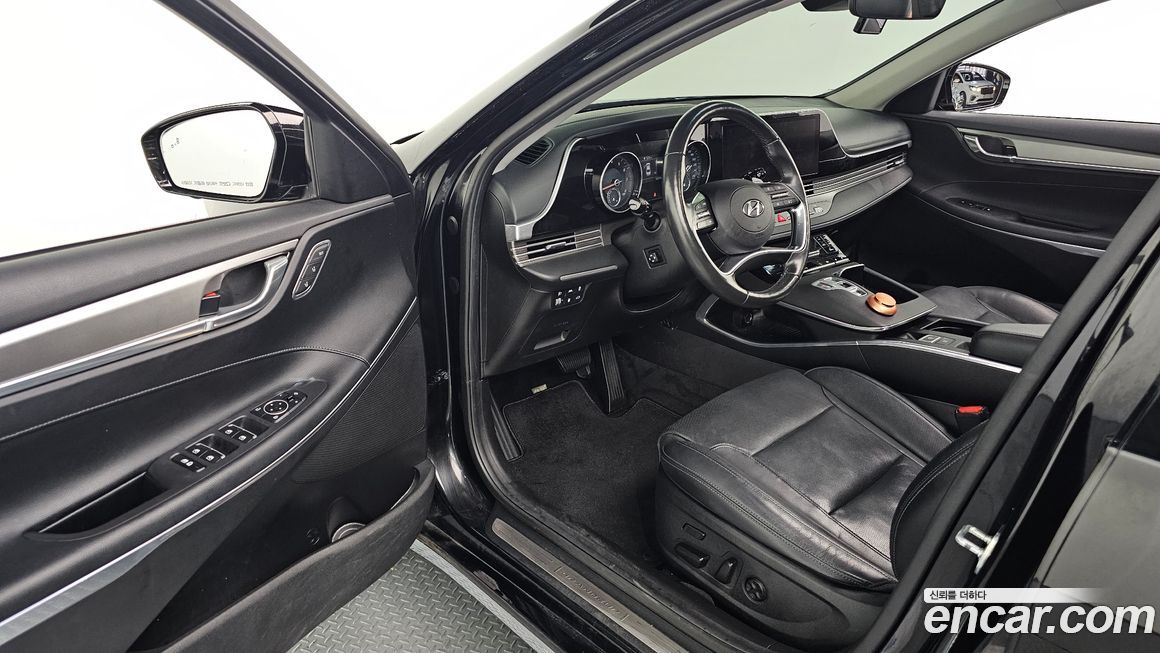 Hyundai Grandeur 2020