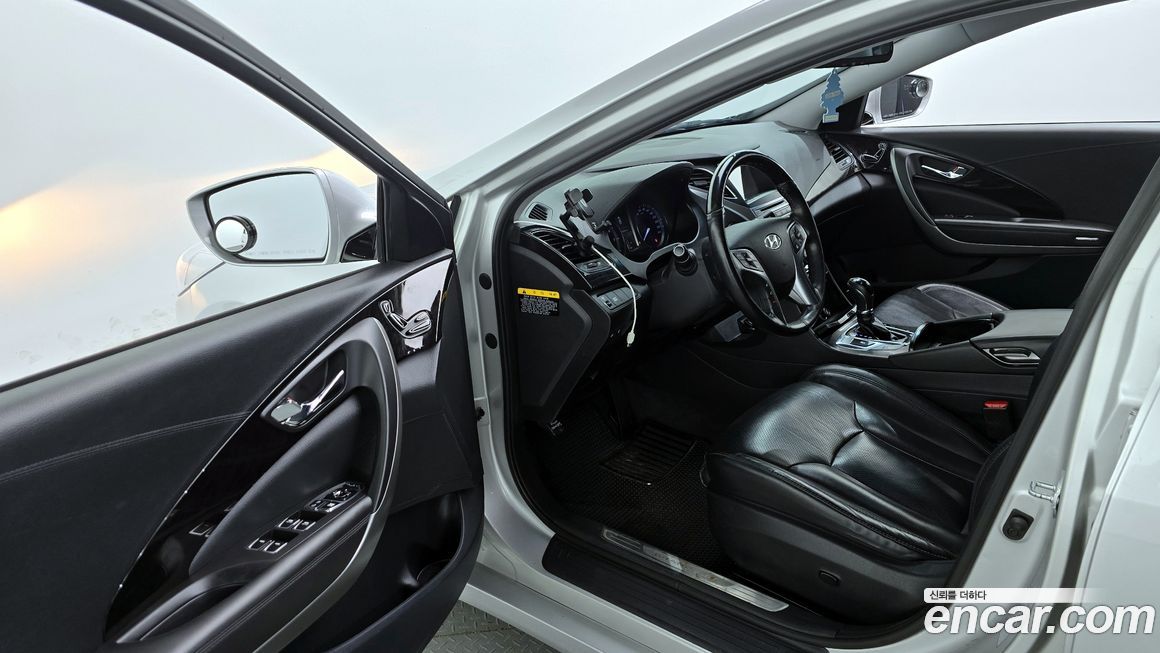 Hyundai Grandeur 2015