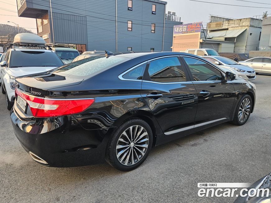 Hyundai Grandeur 2014