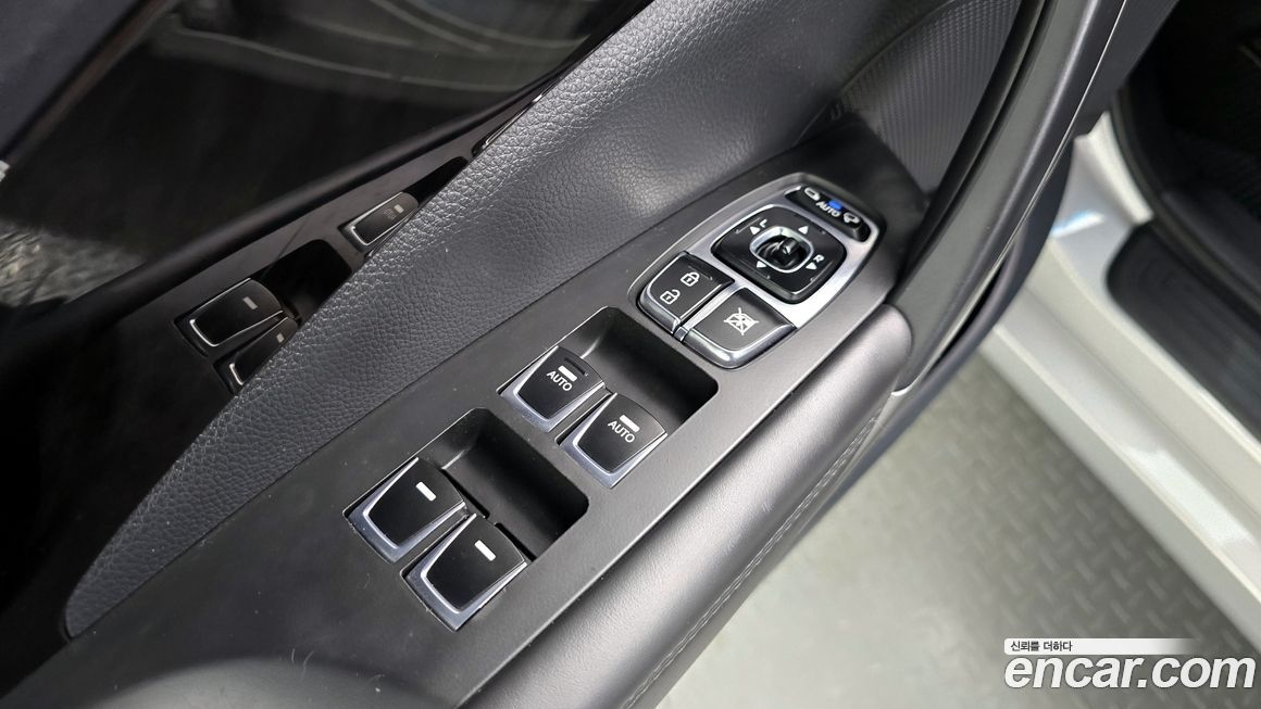 Hyundai Grandeur 2015