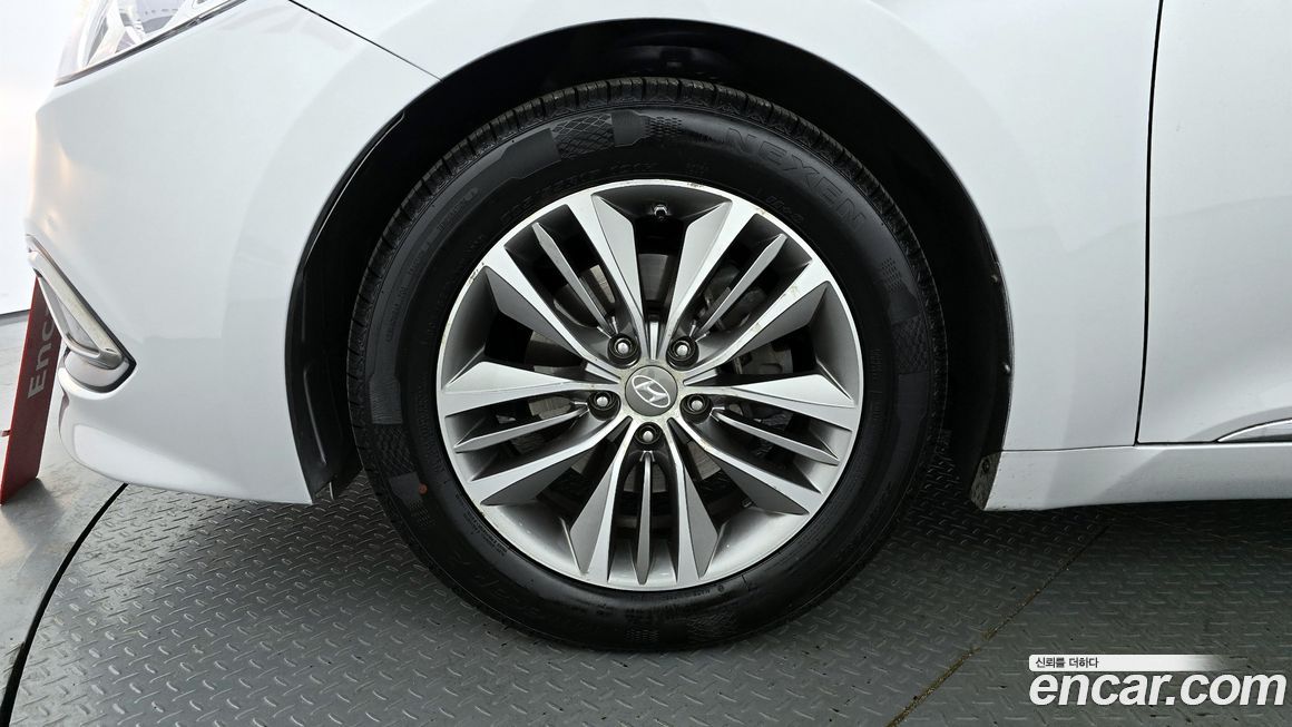 Hyundai Grandeur 2015