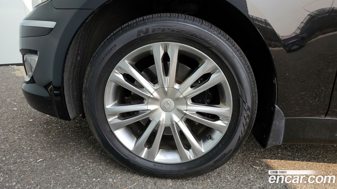 Hyundai Genesis 2014