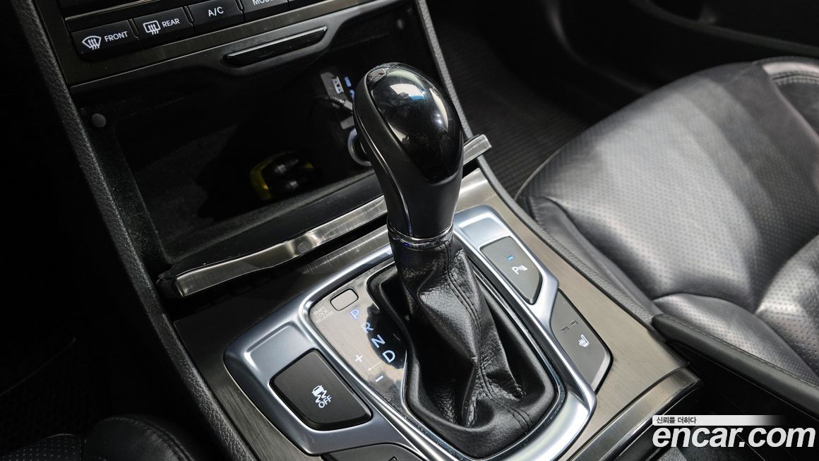 Hyundai Grandeur 2015