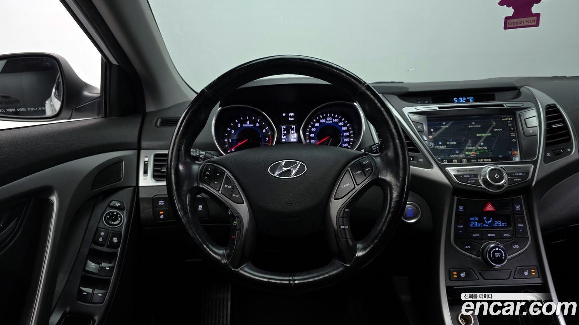 Hyundai AVANTE 2014