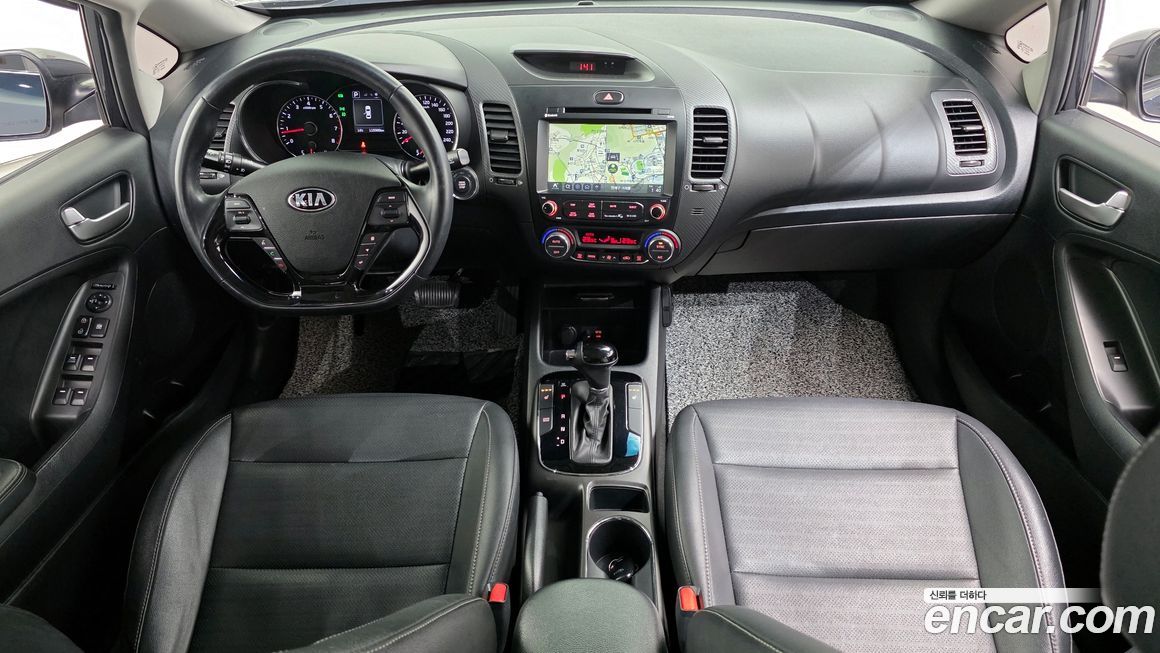 Kia K3 2016