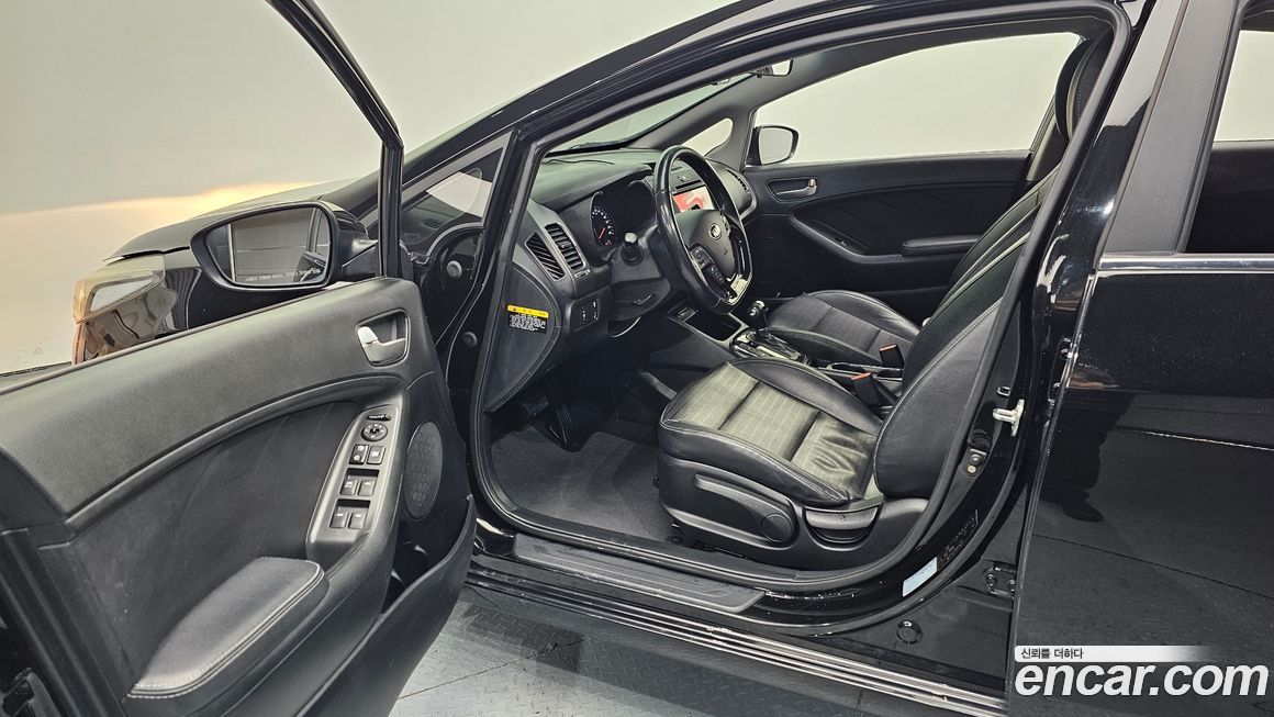Kia K3 2016