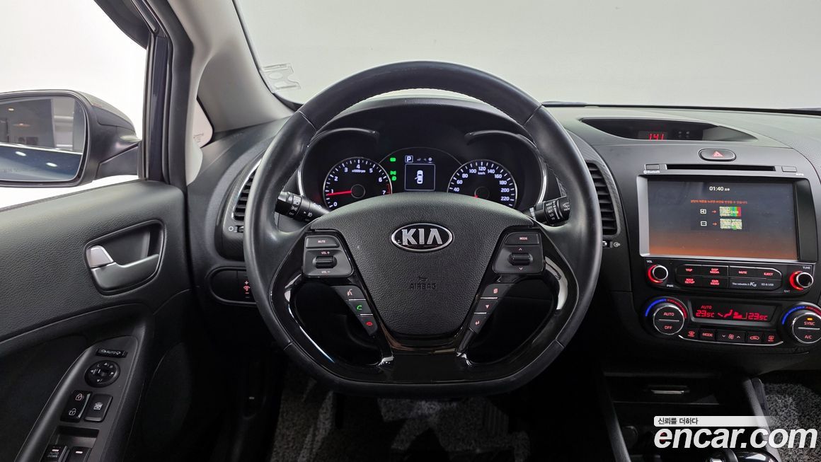 Kia K3 2016