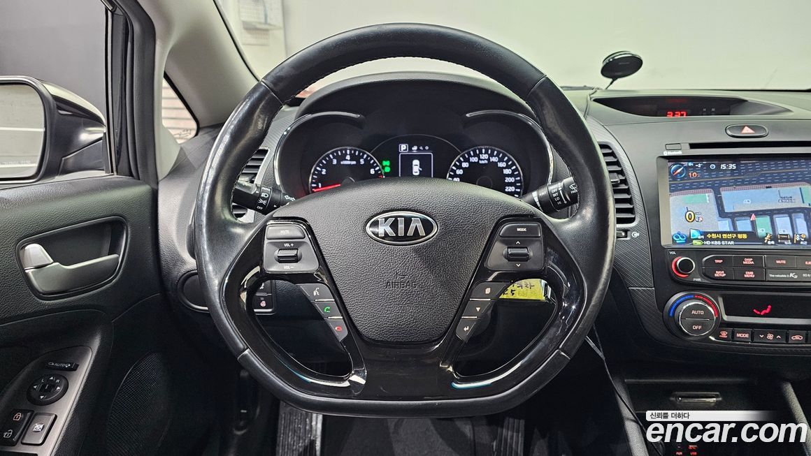 Kia K3 2016