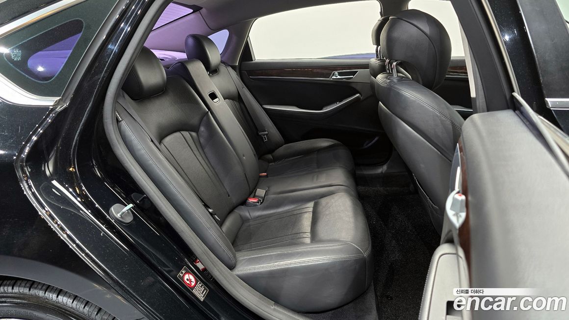 Hyundai Genesis 2014