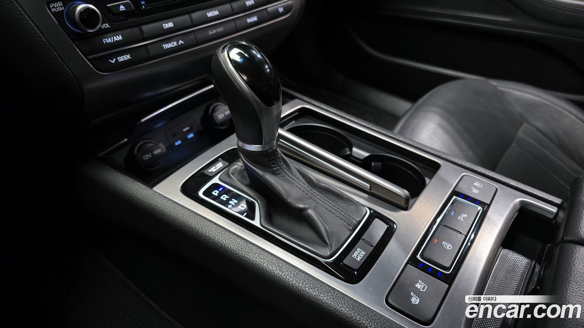 Hyundai Genesis 2014