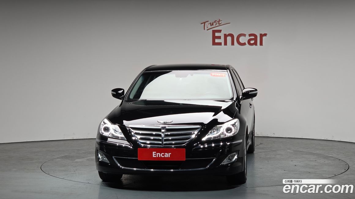 Hyundai Genesis 2012