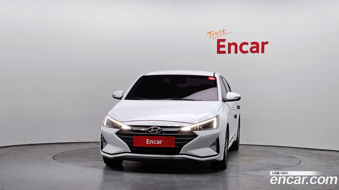 Hyundai AVANTE 2019
