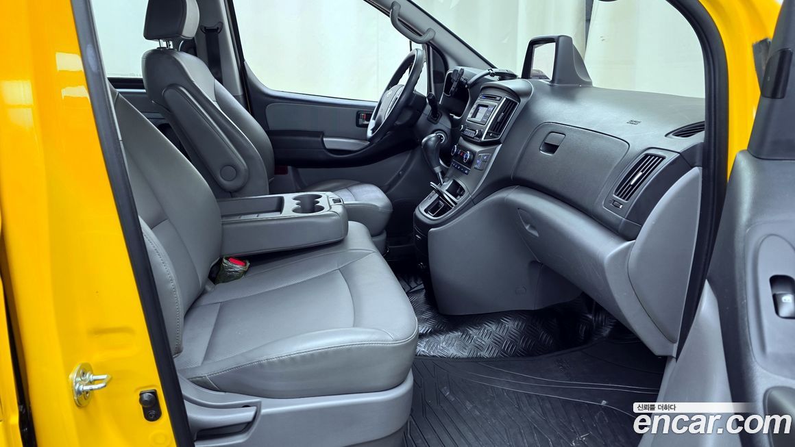 Hyundai Starex 2016