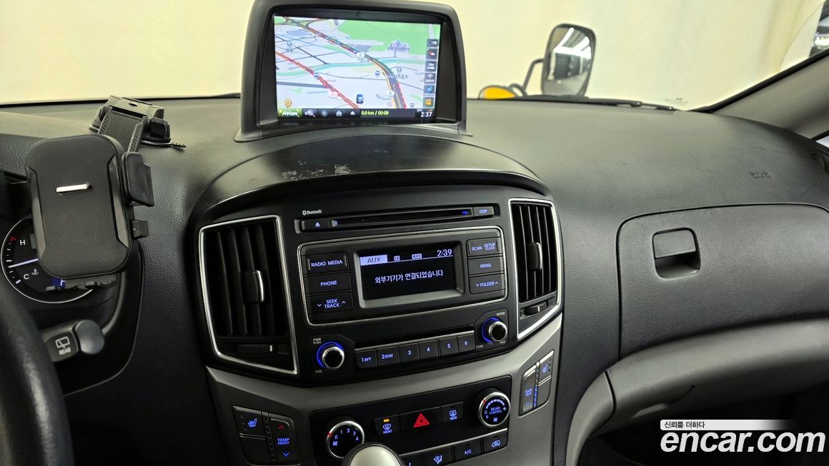 Hyundai Starex 2016