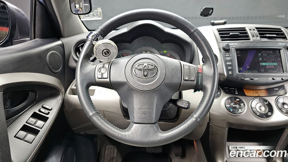 Toyota RAV4 2010