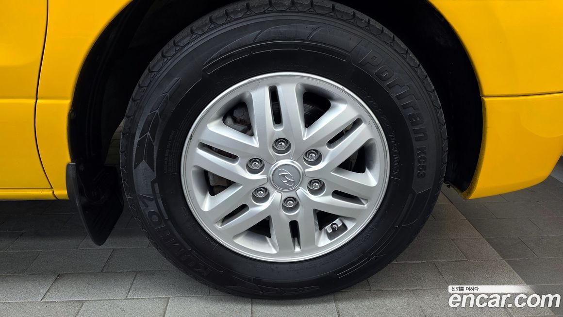 Hyundai Starex 2016