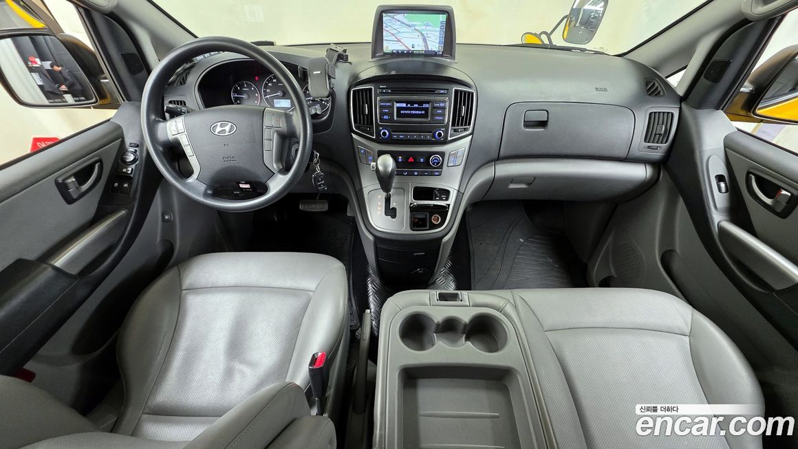 Hyundai Starex 2016