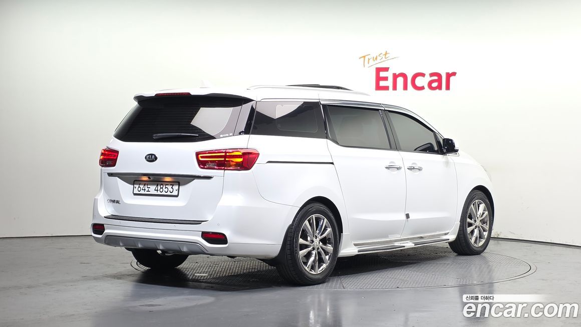 Kia Canival 2019
