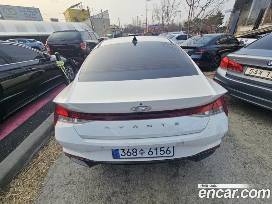 Hyundai AVANTE 2022