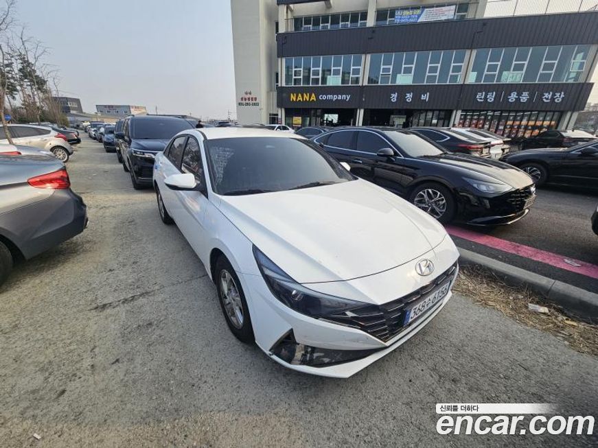 Hyundai AVANTE 2022