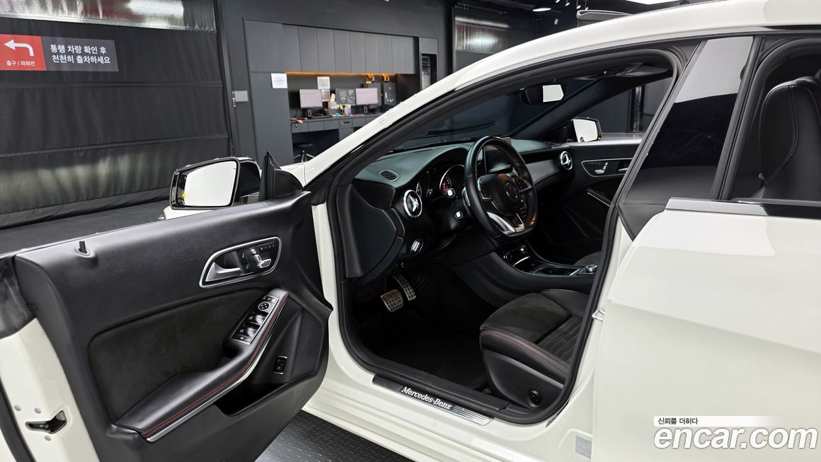 Mercedes-Benz CLA-Class 2017