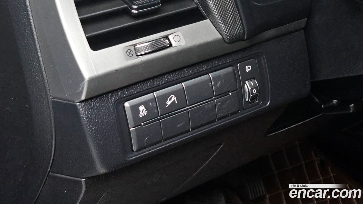 KG_Mobility_Ssangyong Rexton 2019