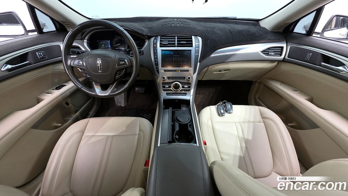Lincoln MKZ 2020
