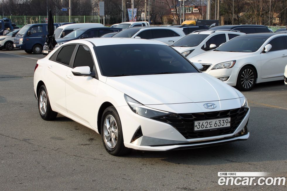 Hyundai AVANTE 2021