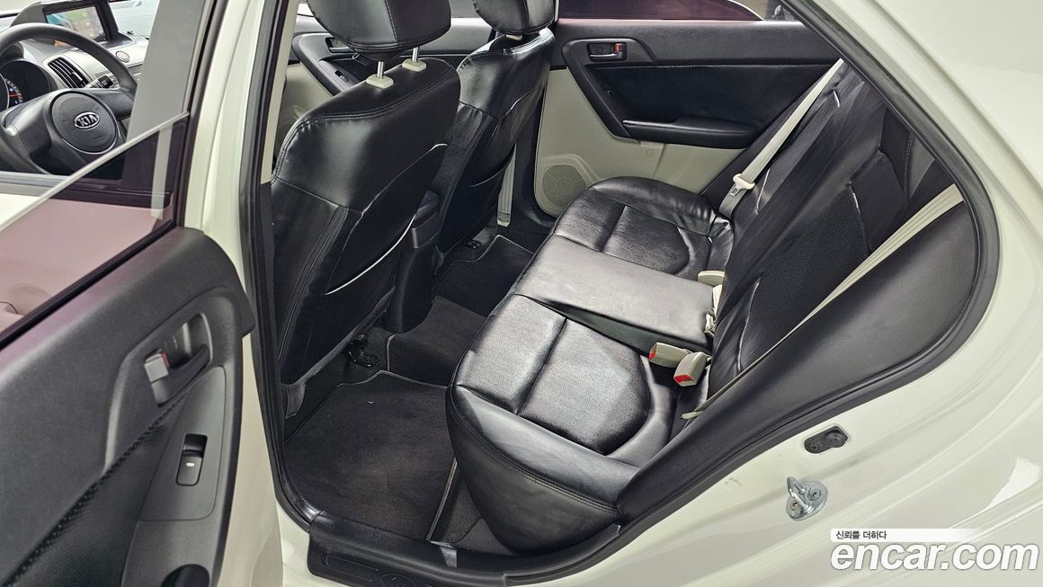 Kia Porte 2012