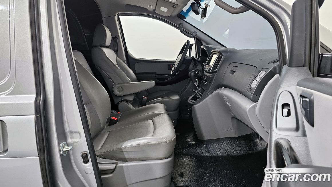 Hyundai Starex 2020
