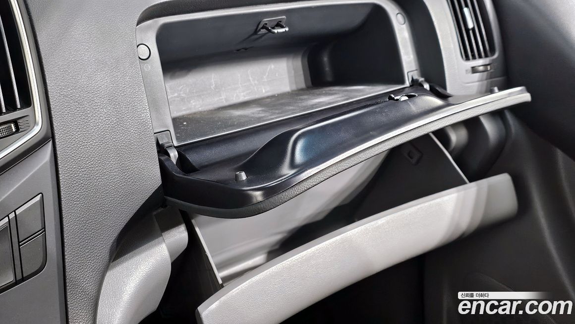 Hyundai Starex 2020