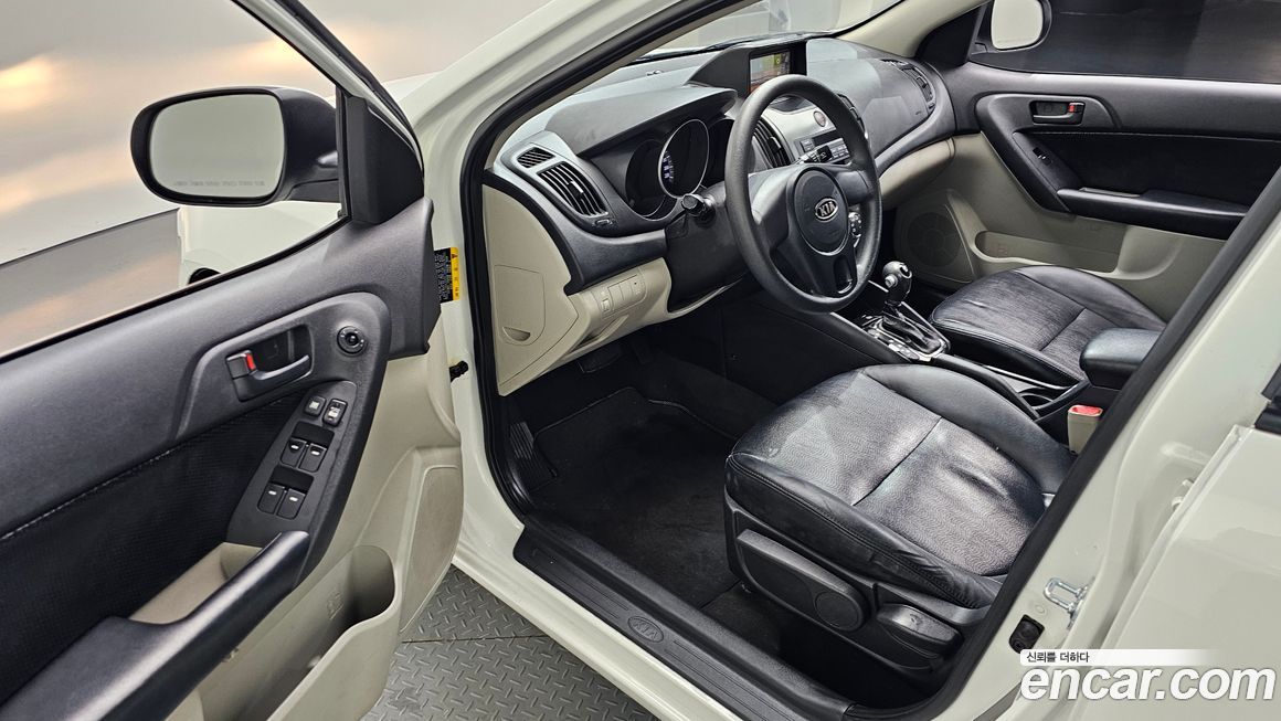 Kia Porte 2012
