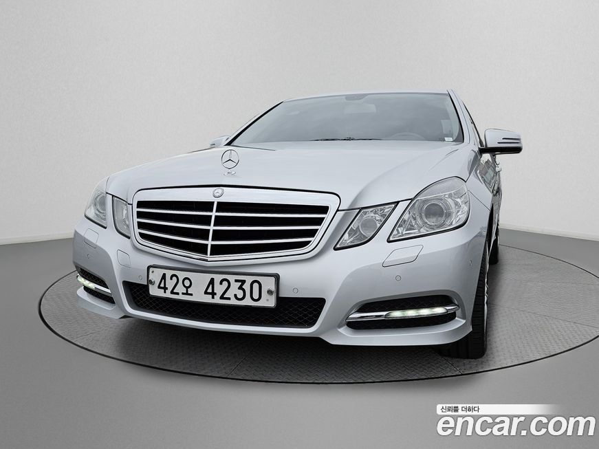 Mercedes-Benz E-Class 2011