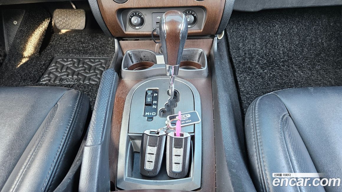 KG_Mobility_Ssangyong Rexton 2013