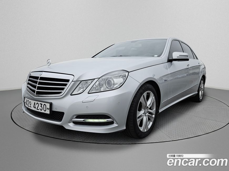 Mercedes-Benz E-Class 2011