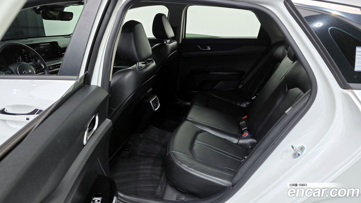 Kia K5 2021