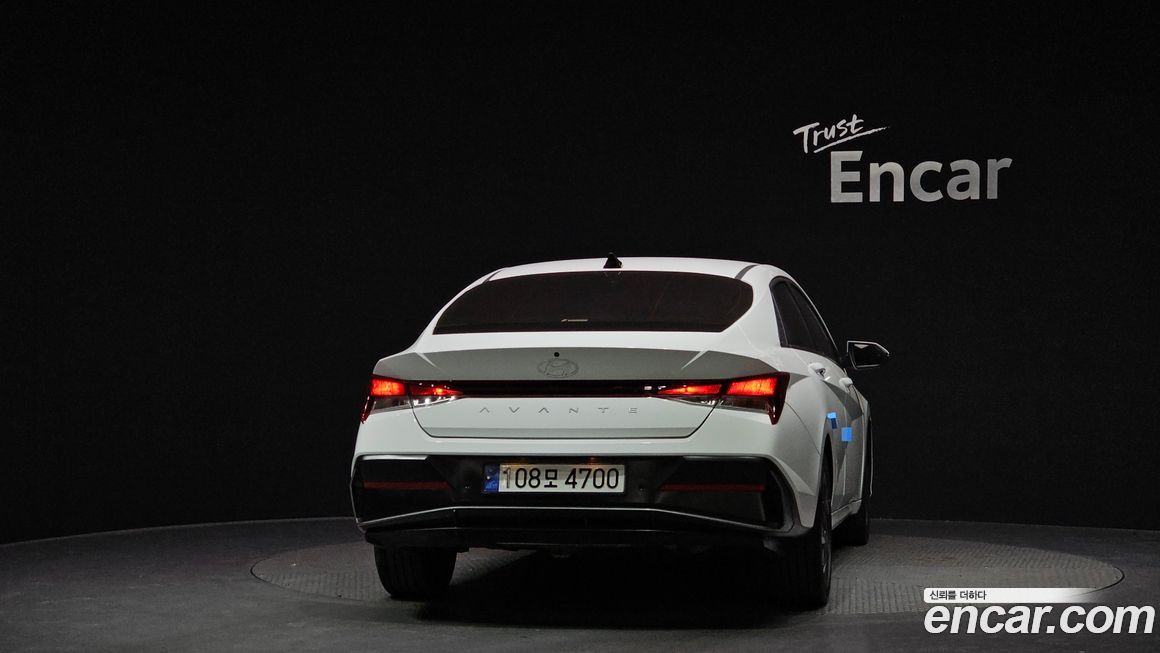 Hyundai AVANTE 2025