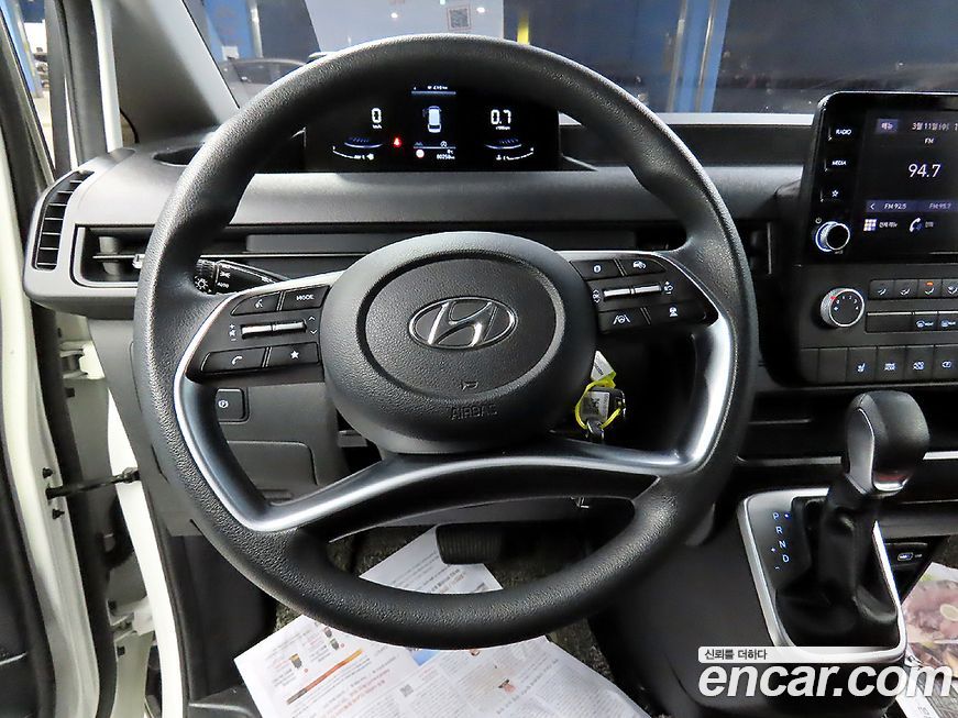 Hyundai Staria 2022