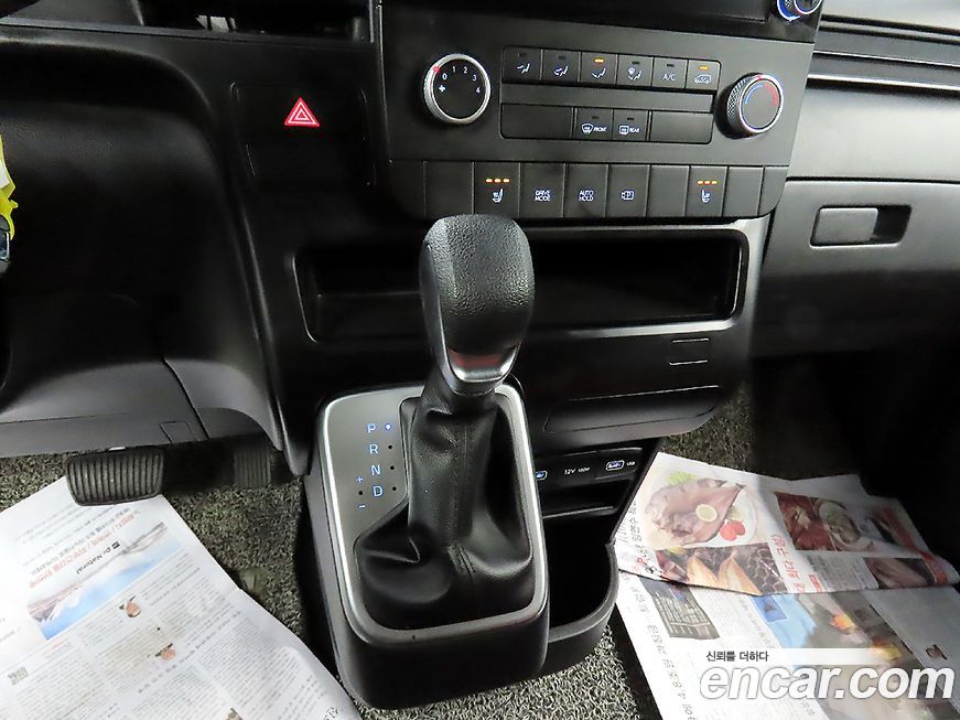 Hyundai Staria 2022